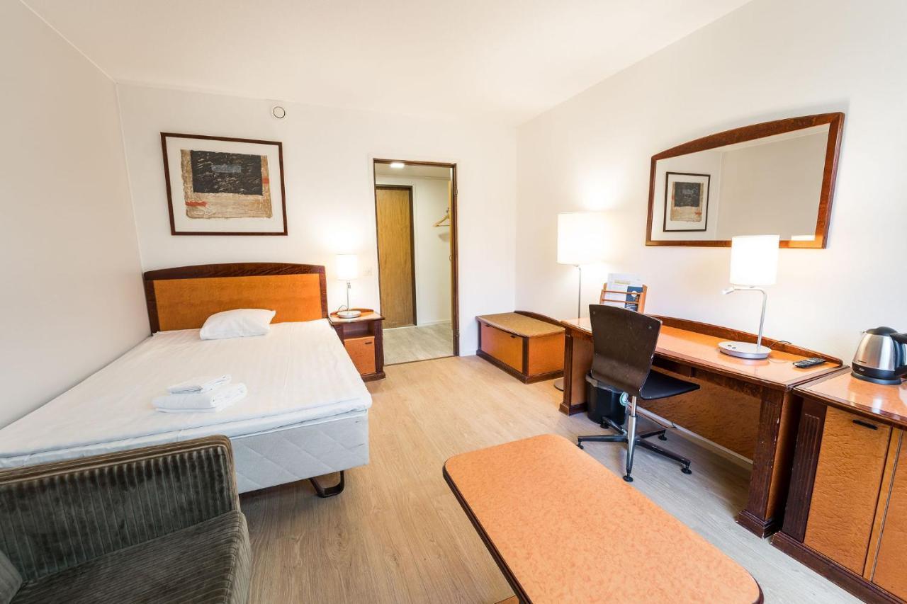 Budget Hotel Raahe Εξωτερικό φωτογραφία