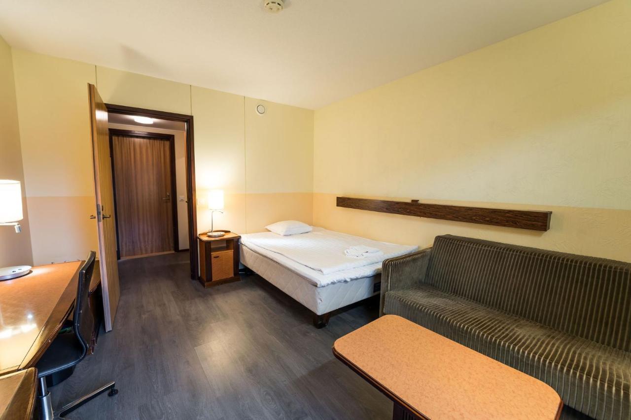 Budget Hotel Raahe Εξωτερικό φωτογραφία