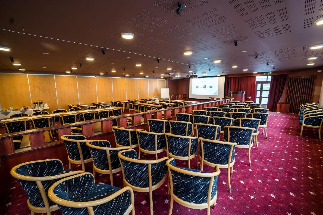 Budget Hotel Raahe Εξωτερικό φωτογραφία